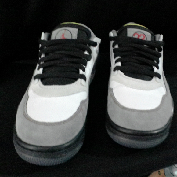 Jordan Retro PM 4s 9.5 Mens - Picture 3 of 5